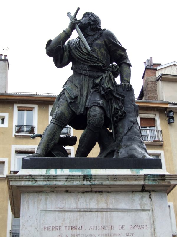 Le chevalier Bayard - Statue Grenoble